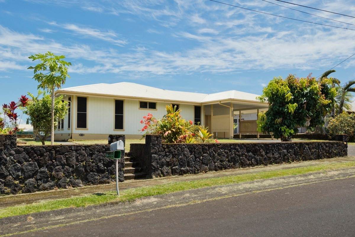 1423 Kikaha St - Photo 1
