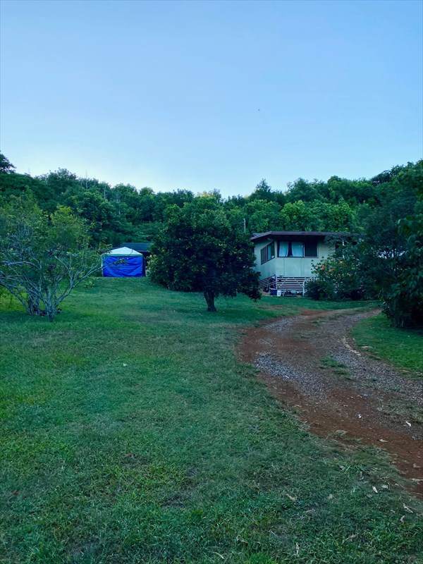 5094 Kaehulua Rd - Photo 1
