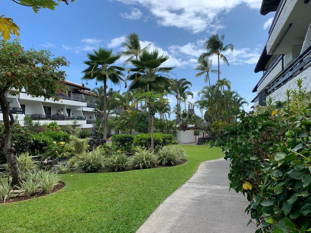 75-6082 Alii Dr - Photo 1