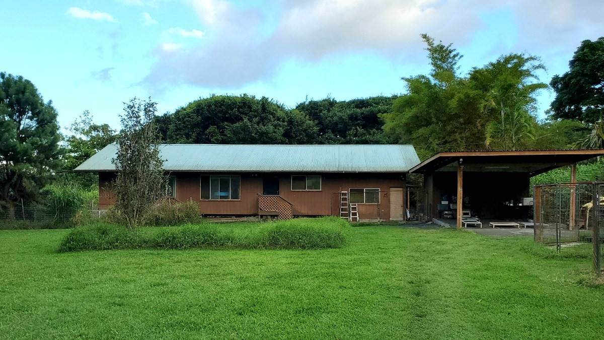 96-1048 Center Rd - Photo 1