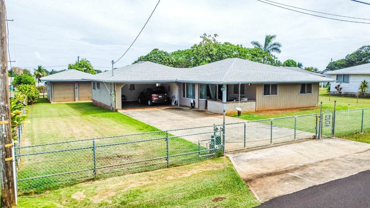 334 Kamokila Rd - Photo 1