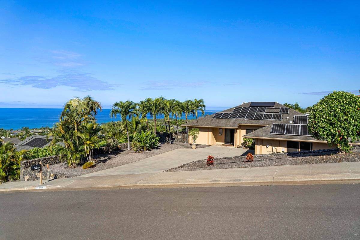 https://bt-photos.global.ssl.fastly.net/hawaii/orig_boomver_1_707496-2.jpg