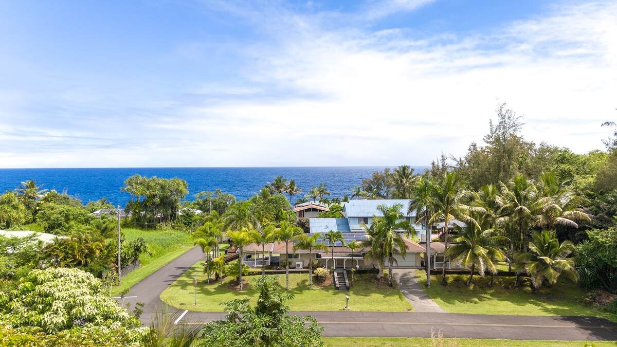 https://bt-photos.global.ssl.fastly.net/hawaii/orig_boomver_1_714522-2.jpg