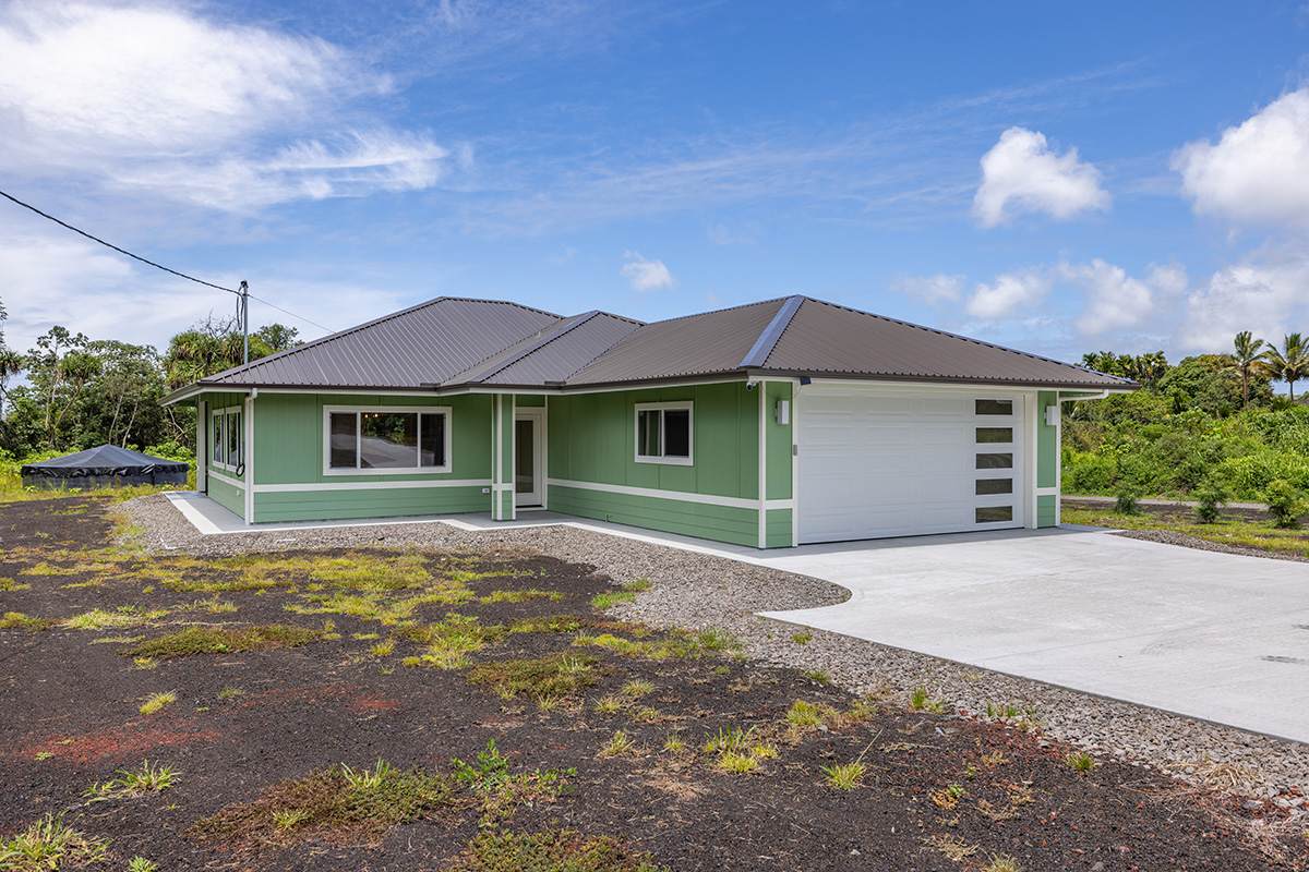 16-1653 34TH AVE - Photo 1