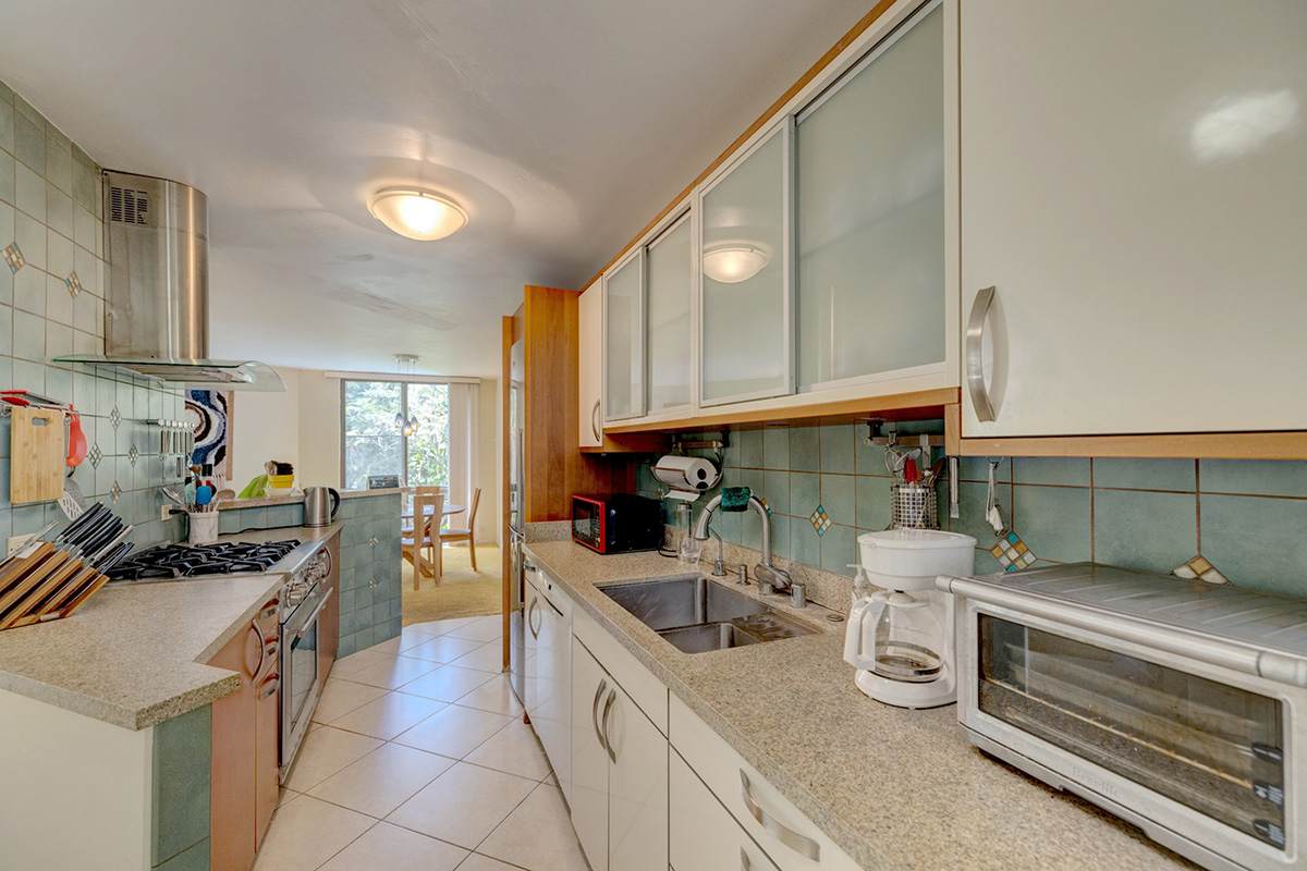 1911 Kalanianaole St - Photo 1