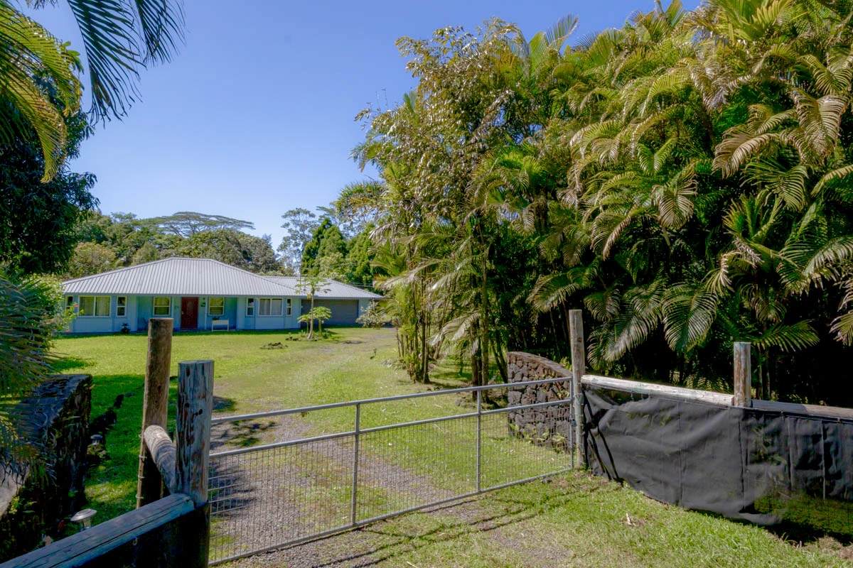 15-1994 16TH AVE - Photo 1