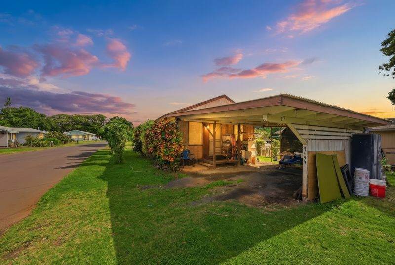 4744 Menehune Rd - Photo 1