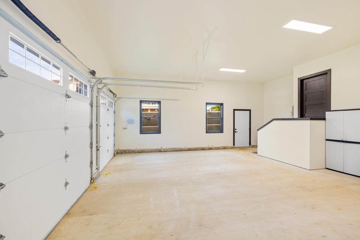 2706 Halalu St - Photo 1
