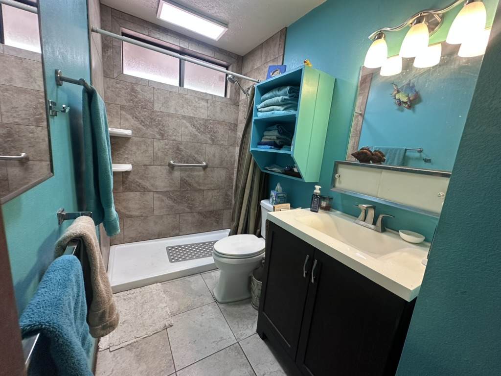 https://bt-photos.global.ssl.fastly.net/hawaii/orig_boomver_1_726384-2.jpg