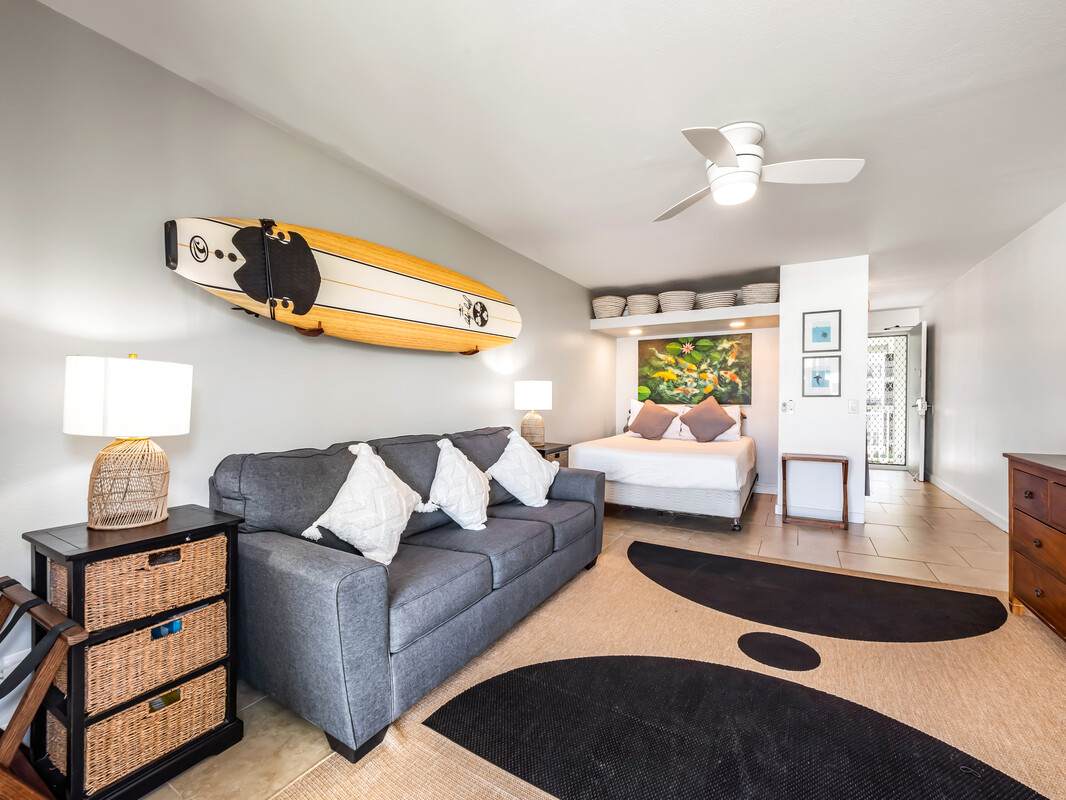 75-5776 Kuakini Hwy - Photo 1