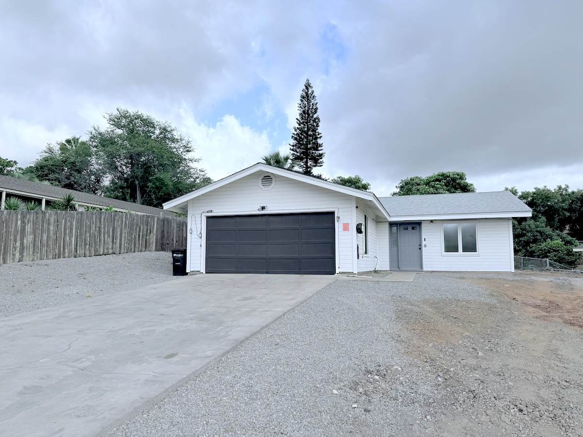 68-3619 Lahilahi St - Photo 1