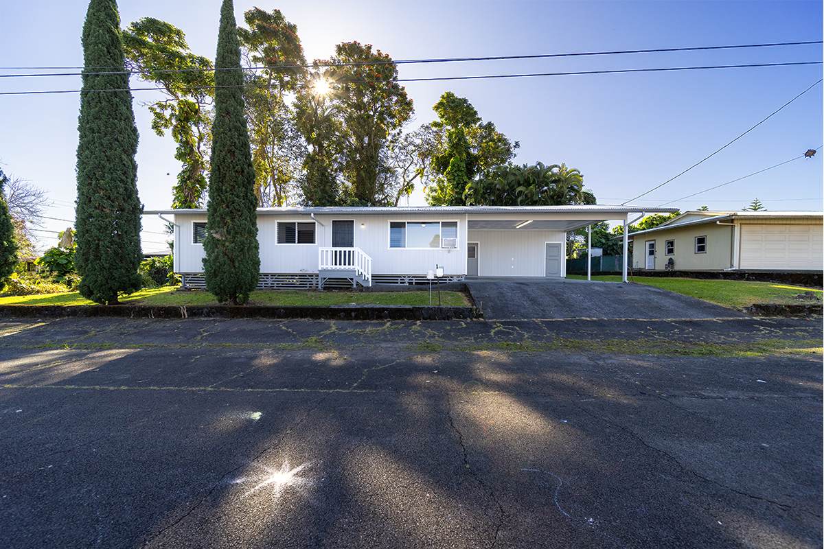 415 Lanikukia Pl - Photo 1