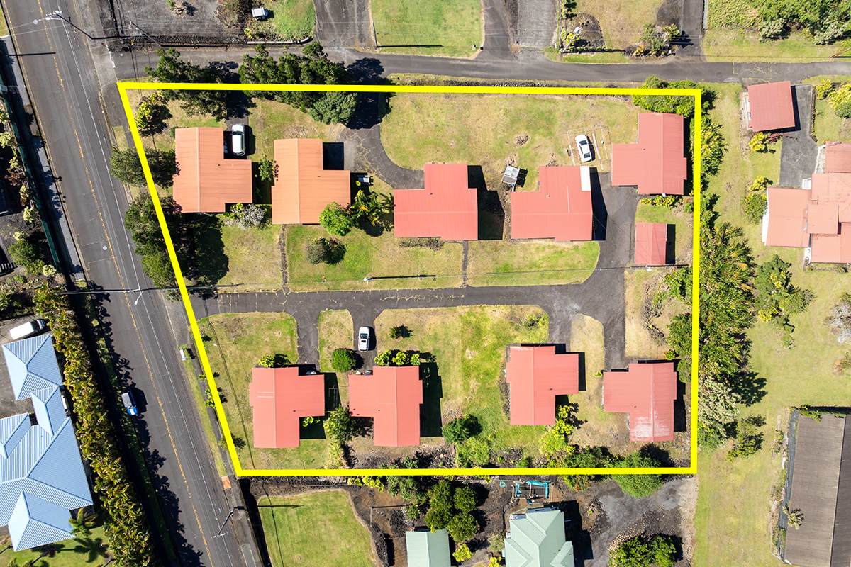 572 Kukuau St - Photo 1
