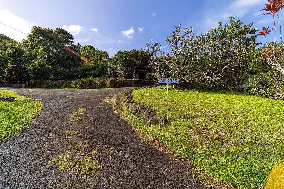 https://bt-photos.global.ssl.fastly.net/hawaii/orig_boomver_1_728319-1.jpg