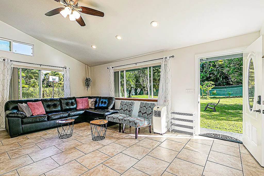 https://bt-photos.global.ssl.fastly.net/hawaii/orig_boomver_1_728611-1.jpg