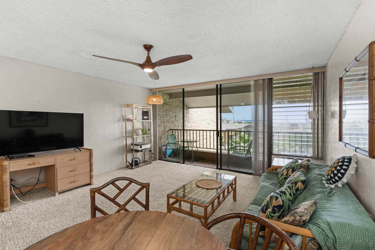 75-5681 Kuakini  Highway - Photo 1
