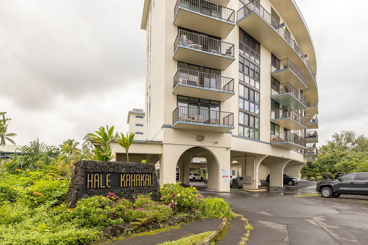 2405 Kalanianaole Ave - Photo 1