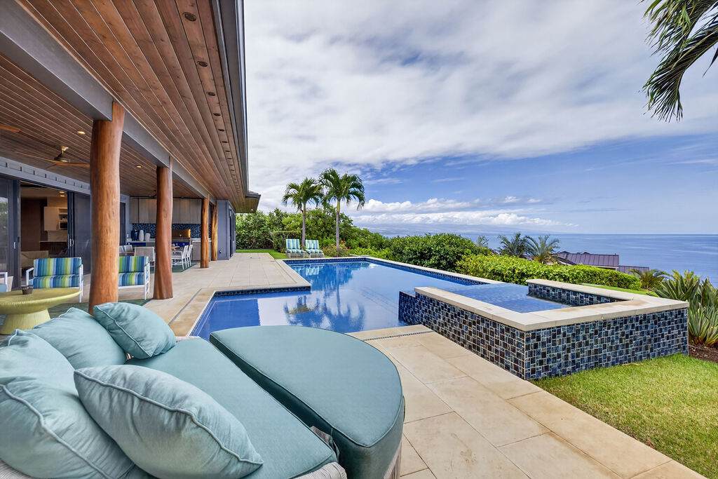https://bt-photos.global.ssl.fastly.net/hawaii/orig_boomver_1_731176-1.jpg