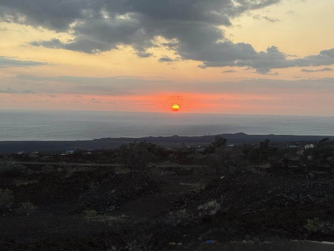 https://bt-photos.global.ssl.fastly.net/hawaii/orig_boomver_1_731182-18.jpg
