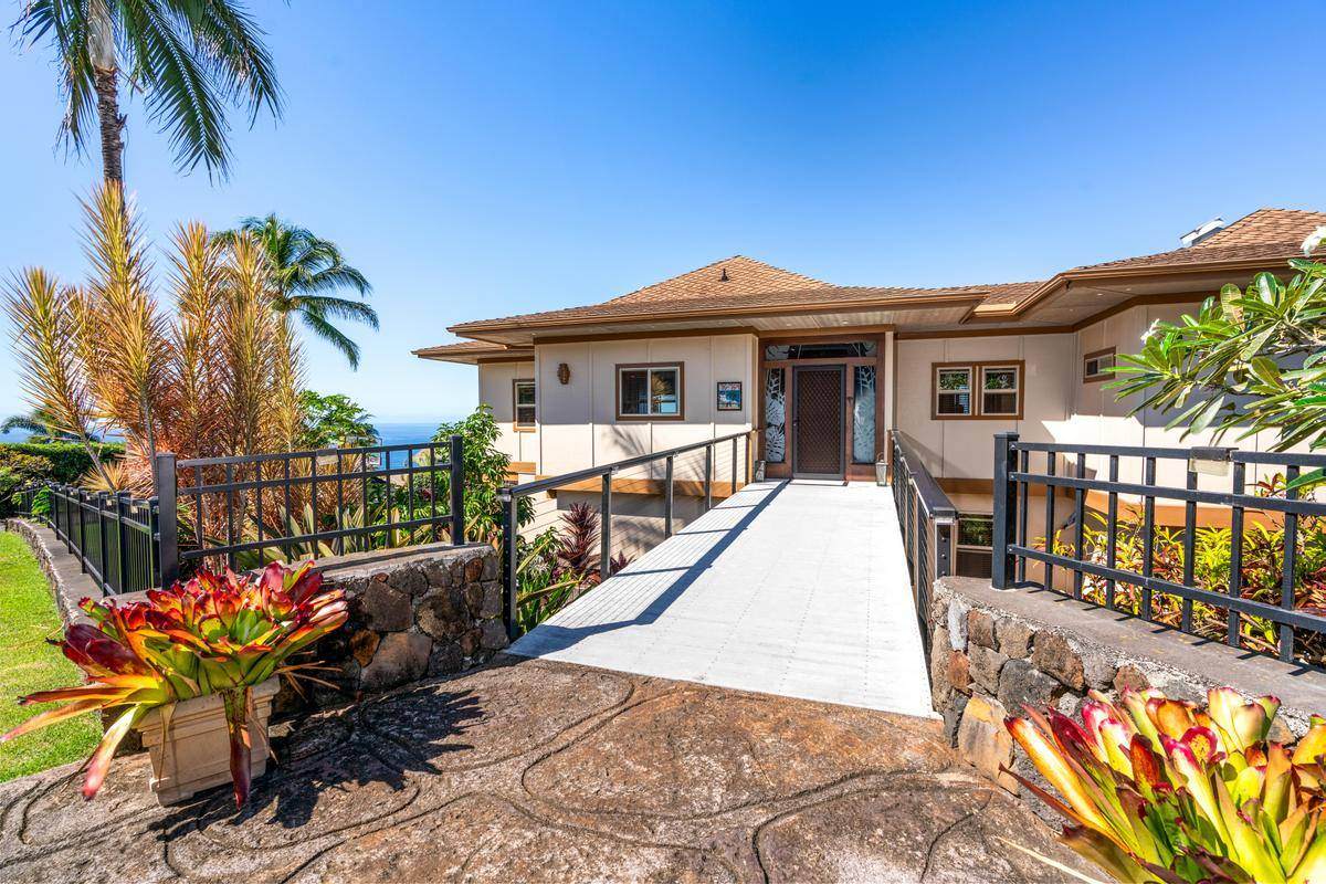 https://bt-photos.global.ssl.fastly.net/hawaii/orig_boomver_1_731756-1.jpg