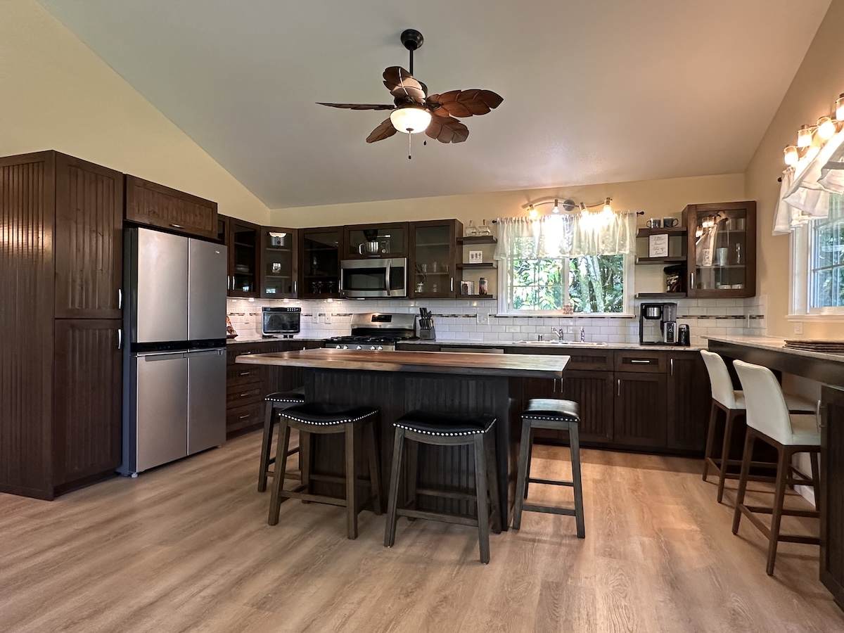 15-1640 6TH AVE - Photo 1