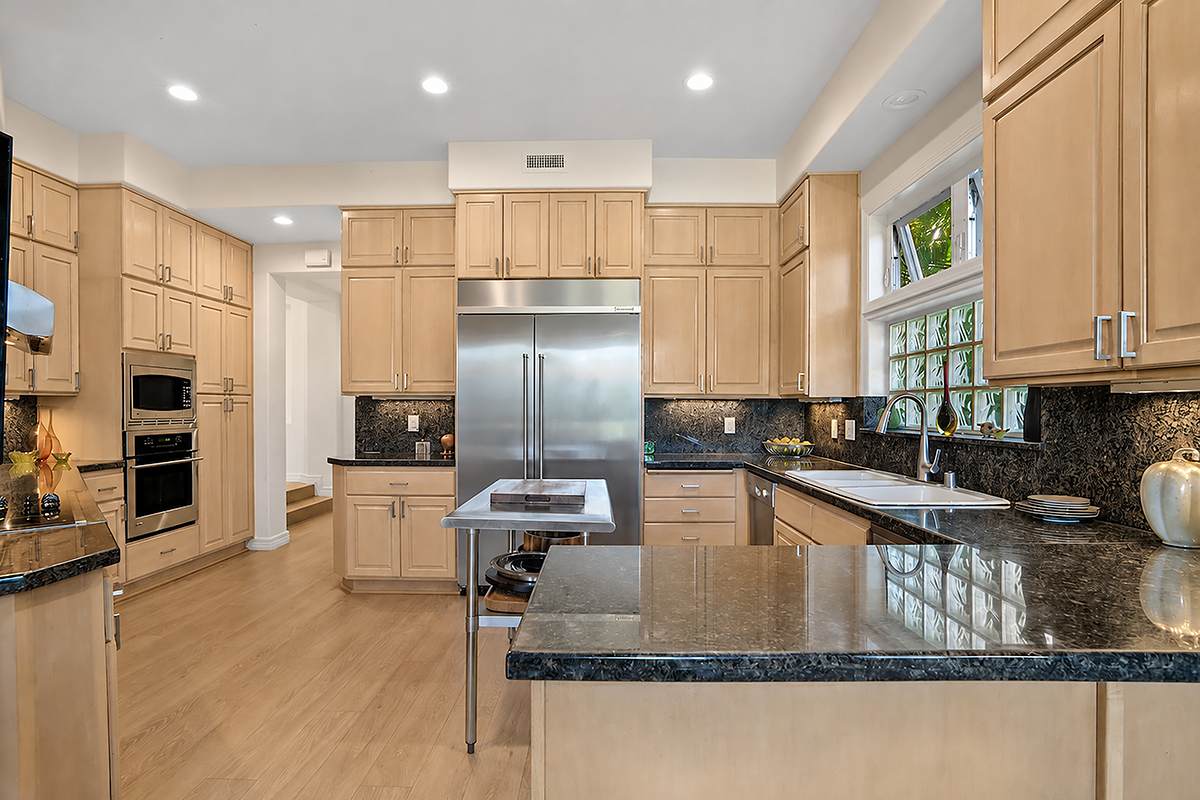 3962 Aloalii Dr - Photo 1