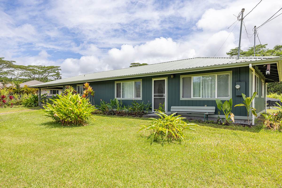 15-1710 10TH AVE - Photo 1