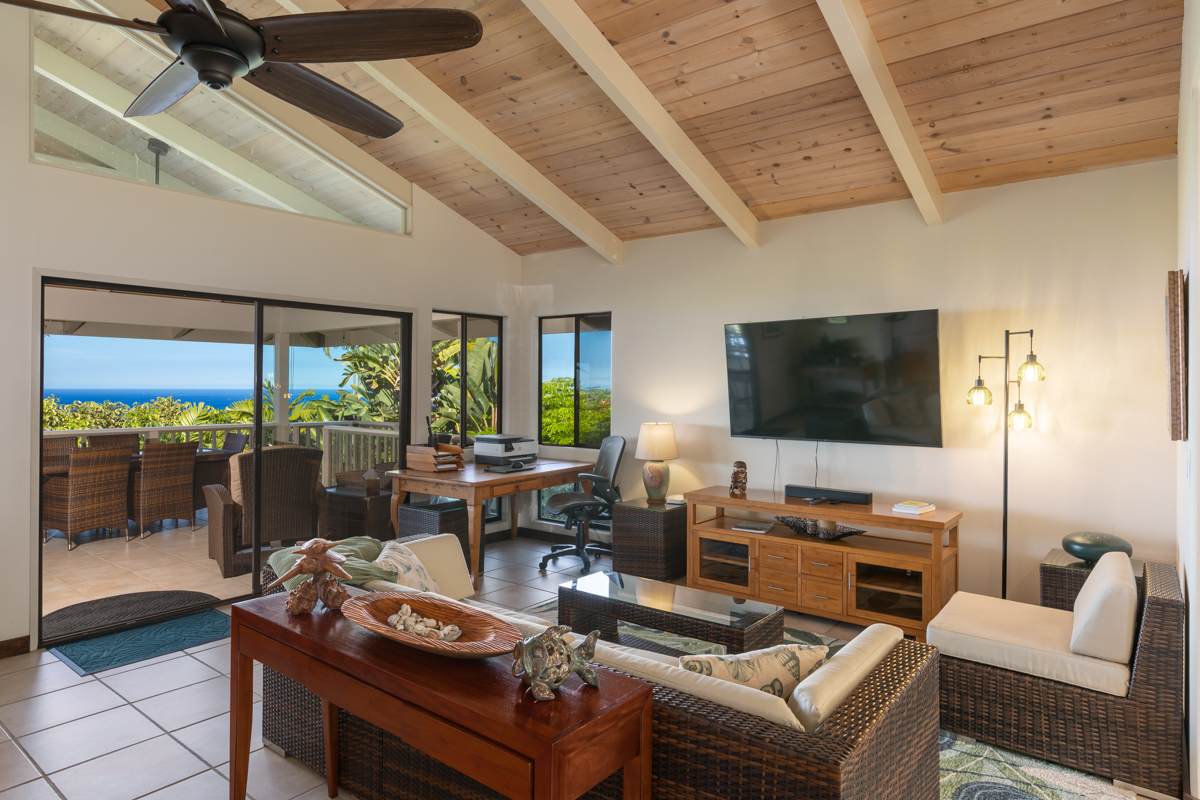 https://bt-photos.global.ssl.fastly.net/hawaii/orig_boomver_1_732515-1.jpg