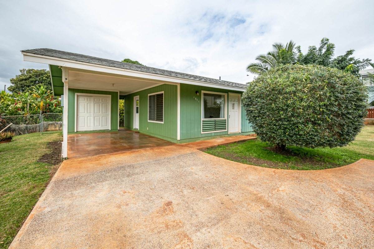 1671 Malakia St - Photo 1