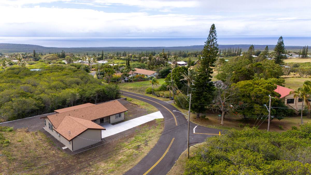 https://bt-photos.global.ssl.fastly.net/hawaii/orig_boomver_2_719318-1.jpg