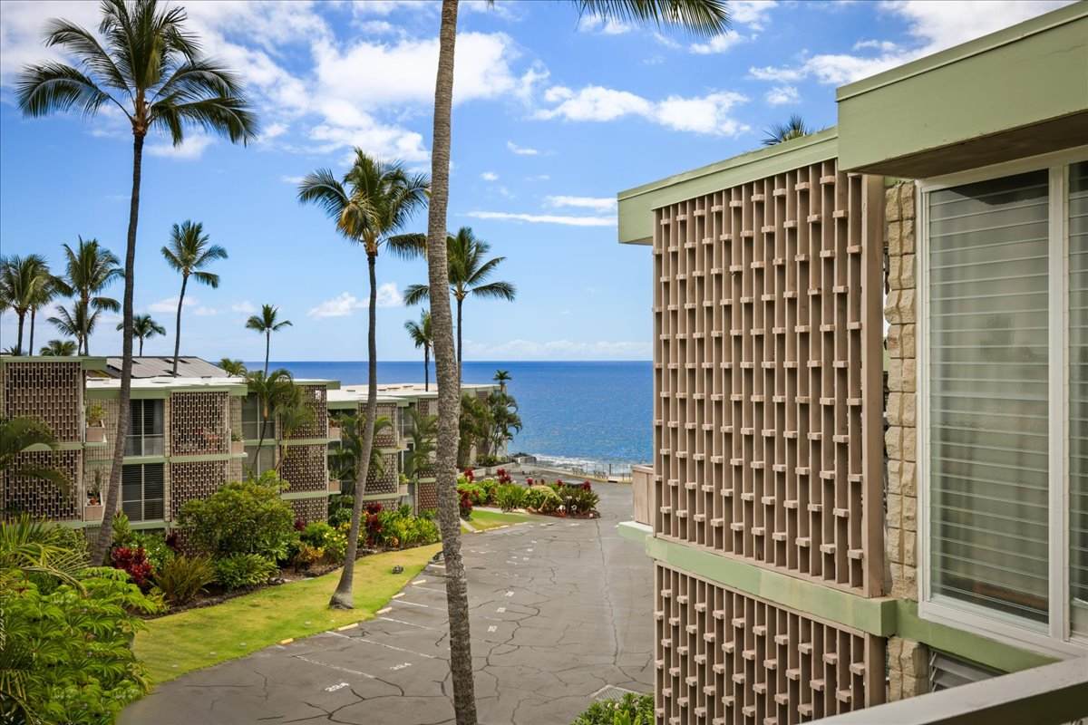 75-6016 Alii Dr - Photo 1