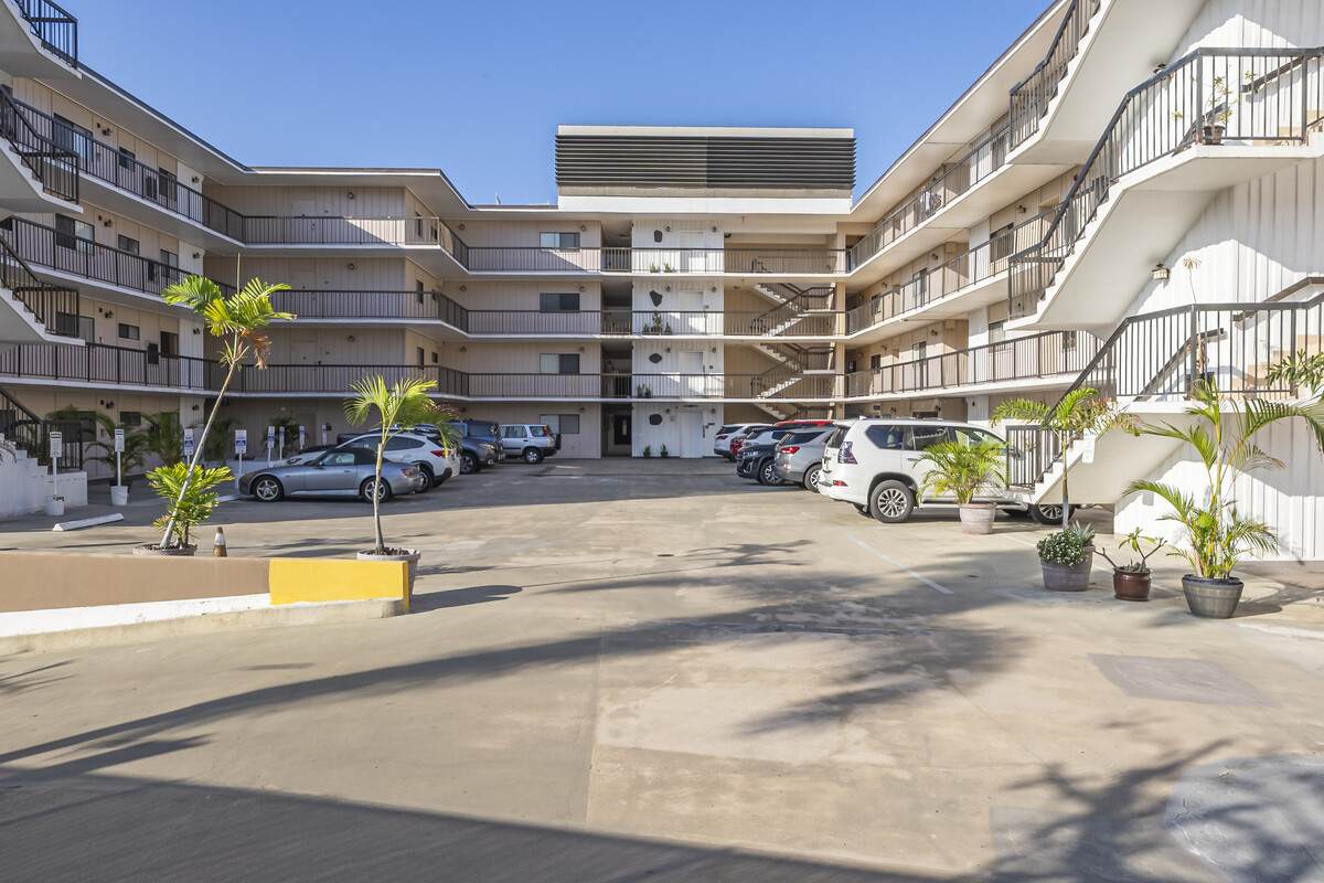 https://bt-photos.global.ssl.fastly.net/hawaii/orig_boomver_1_727951-1.jpg