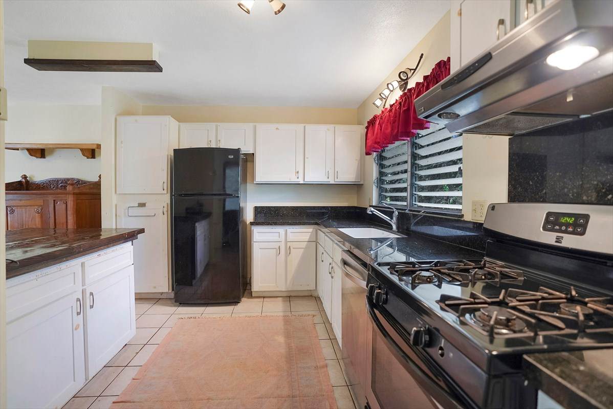 274 Molo St - Photo 1