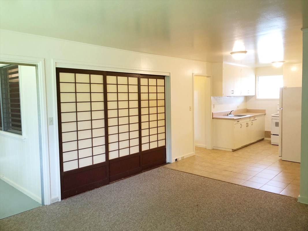 485 Waianuenue Ave - Photo 1