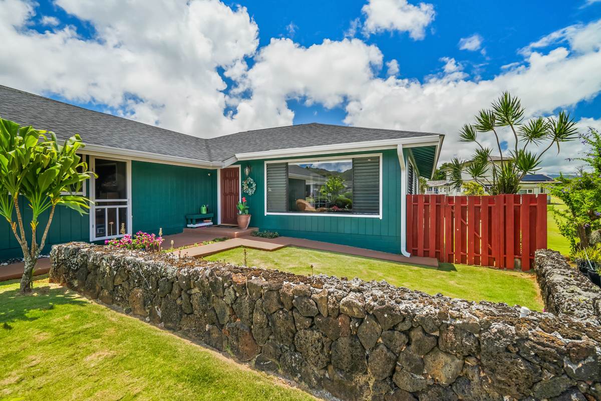 4174 Hili St - Photo 1