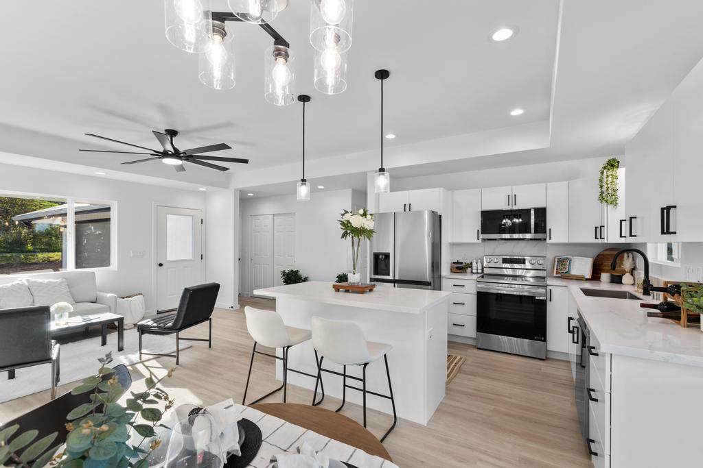 15-1729 17TH AVE - Photo 1