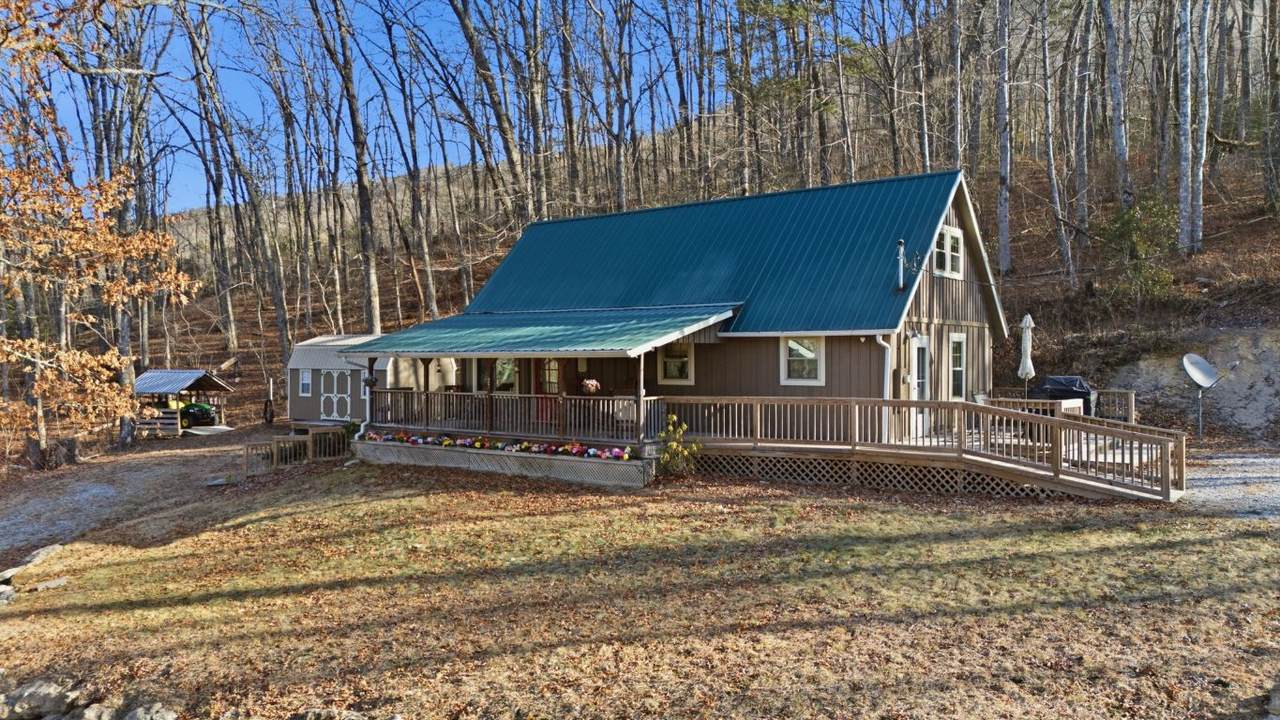 27 Hive Road - Photo 1