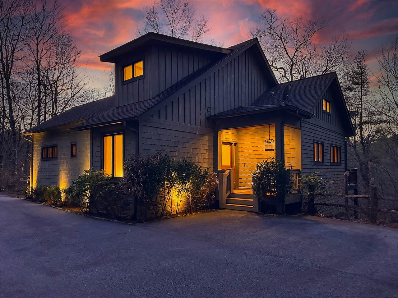 155 Springs Way - Photo 1