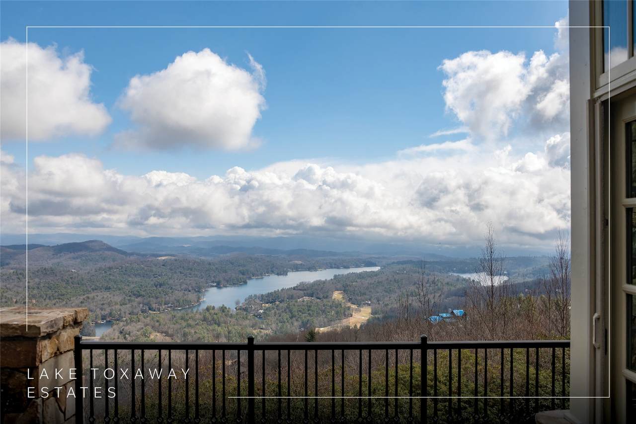 250 Meadow Ridge Drive - Photo 1
