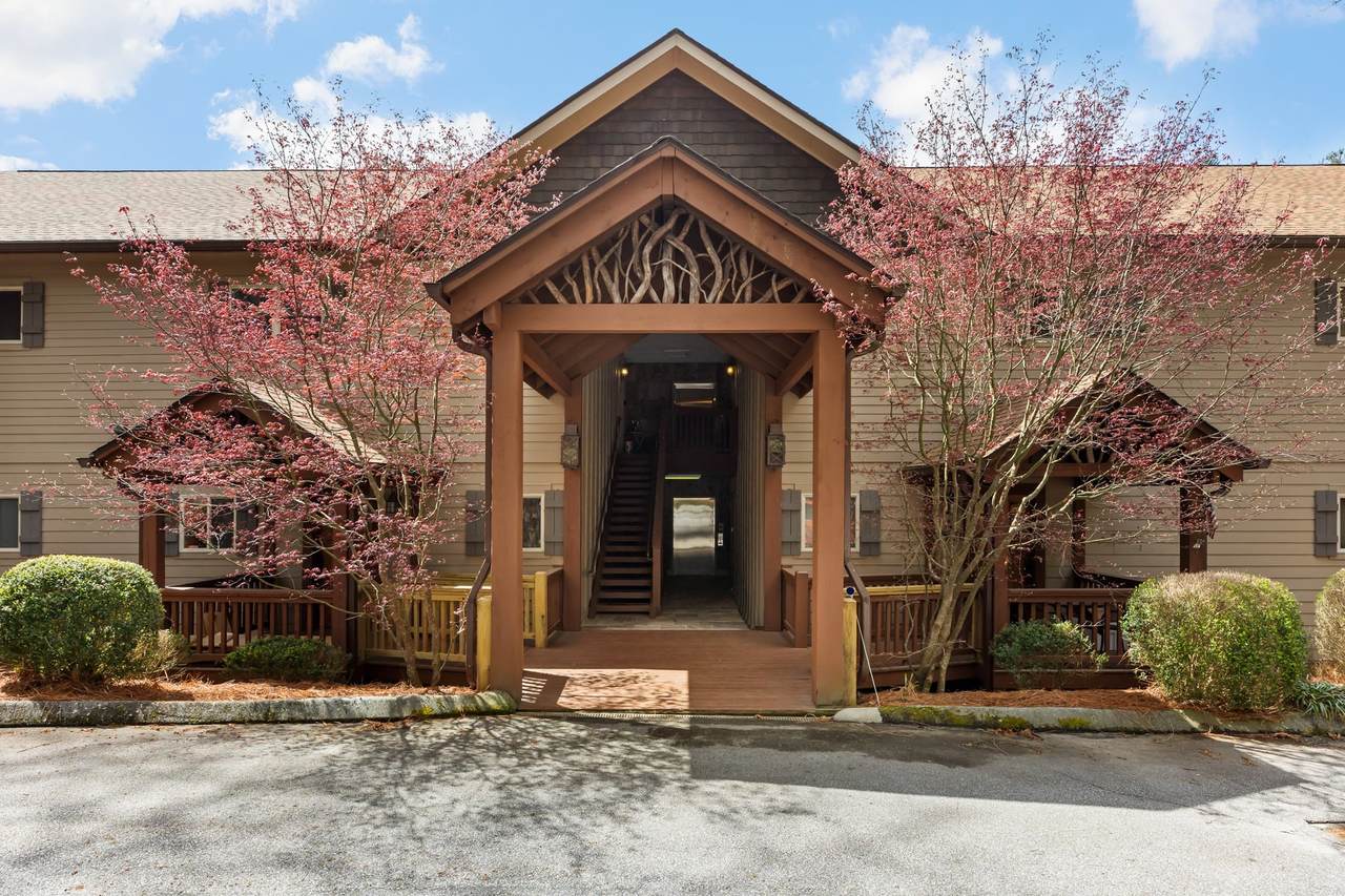 74 Hampton Glen Lane - Photo 1