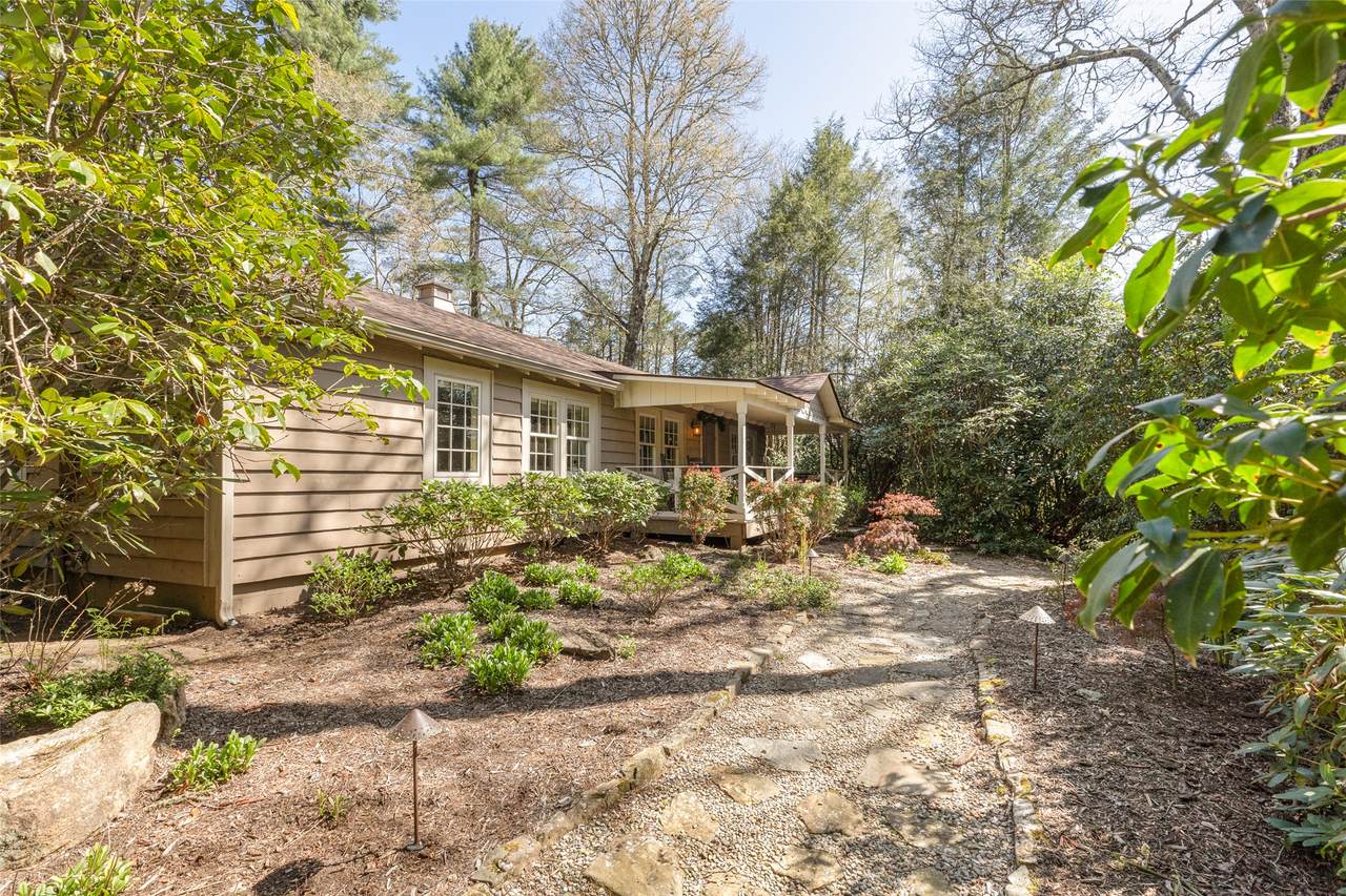 1411 Flat Mountain Road - Photo 1