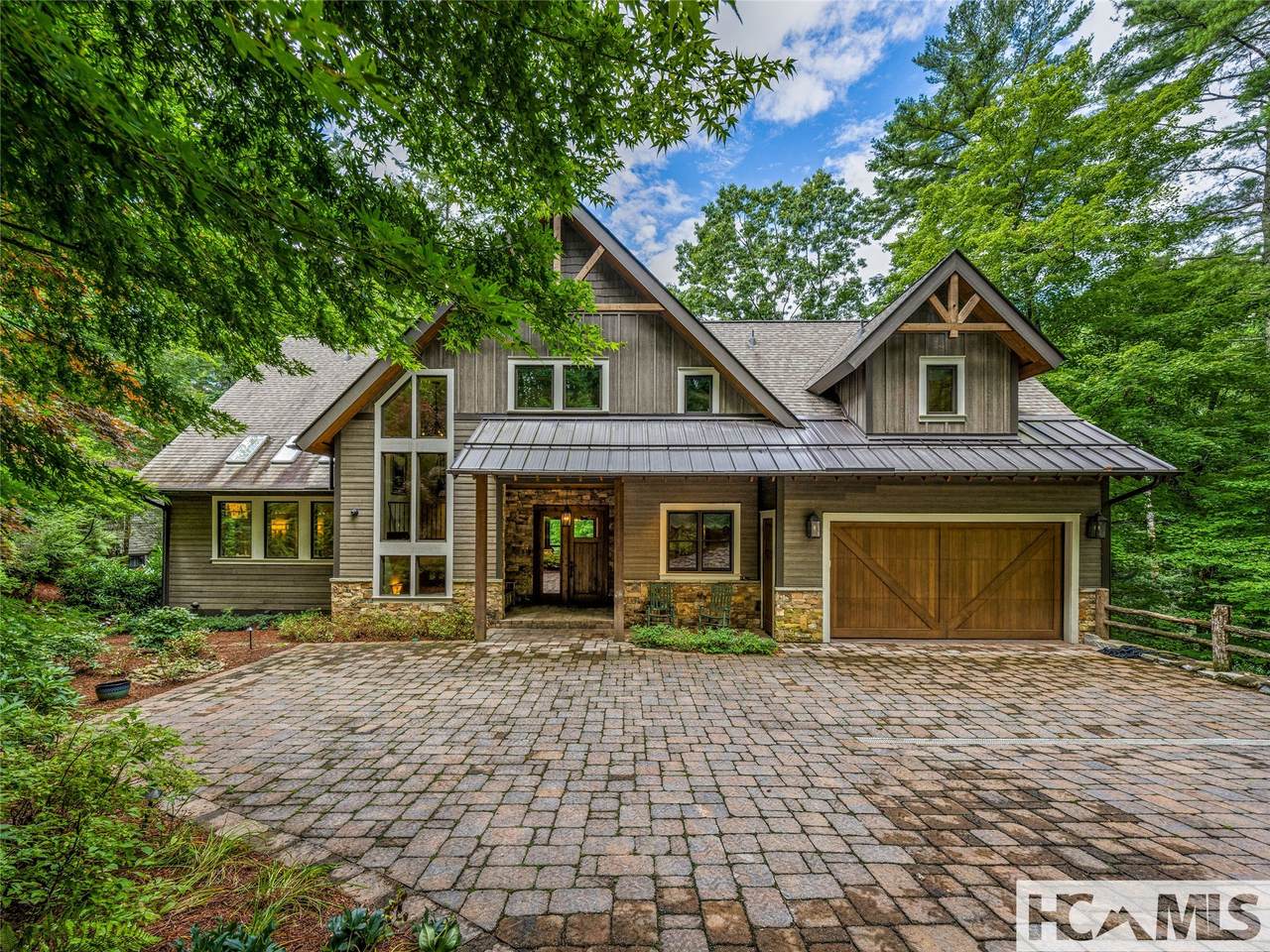 64 Bee Tree Way - Photo 1