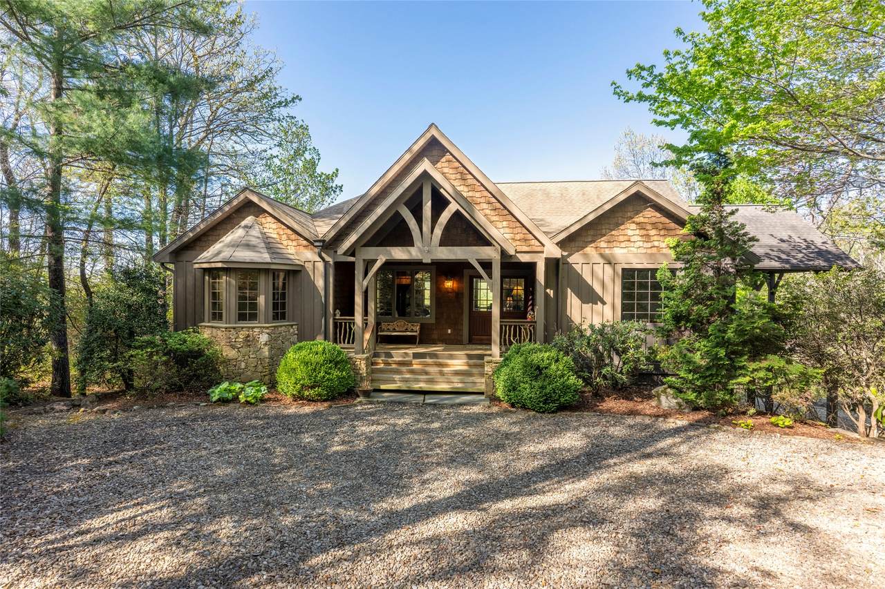 601 Hawk Mountain Road - Photo 1