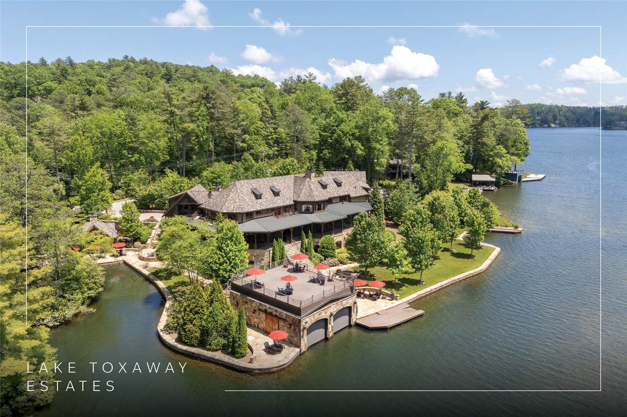 2748 W Club Boulevard - Photo 1