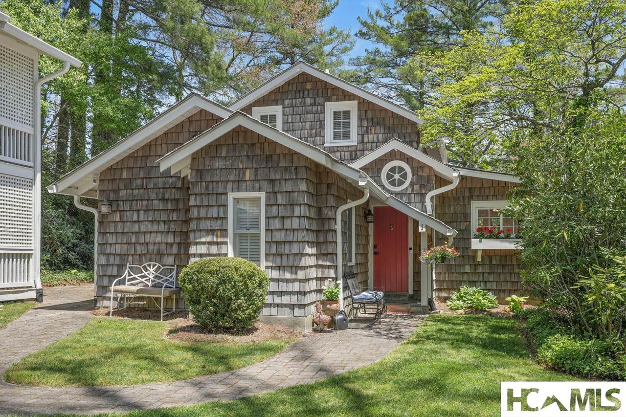 343 Cullasaja Drive - Photo 1