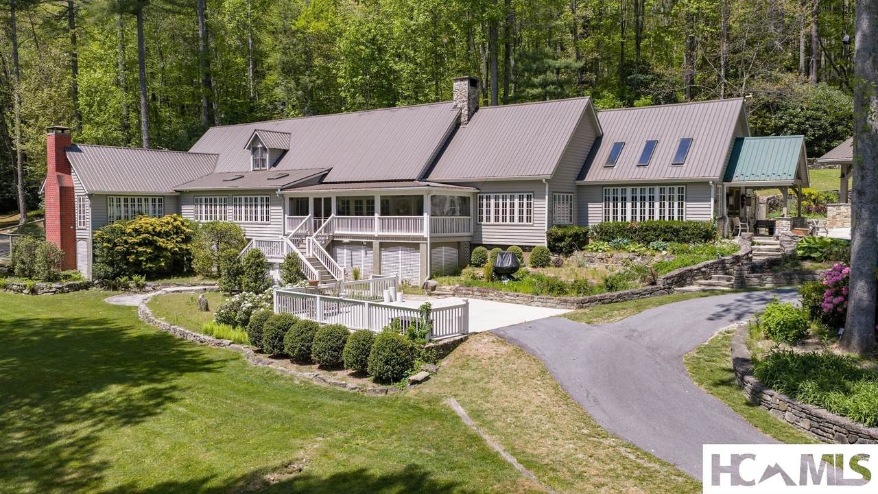 1955 Dillard Road - Photo 1