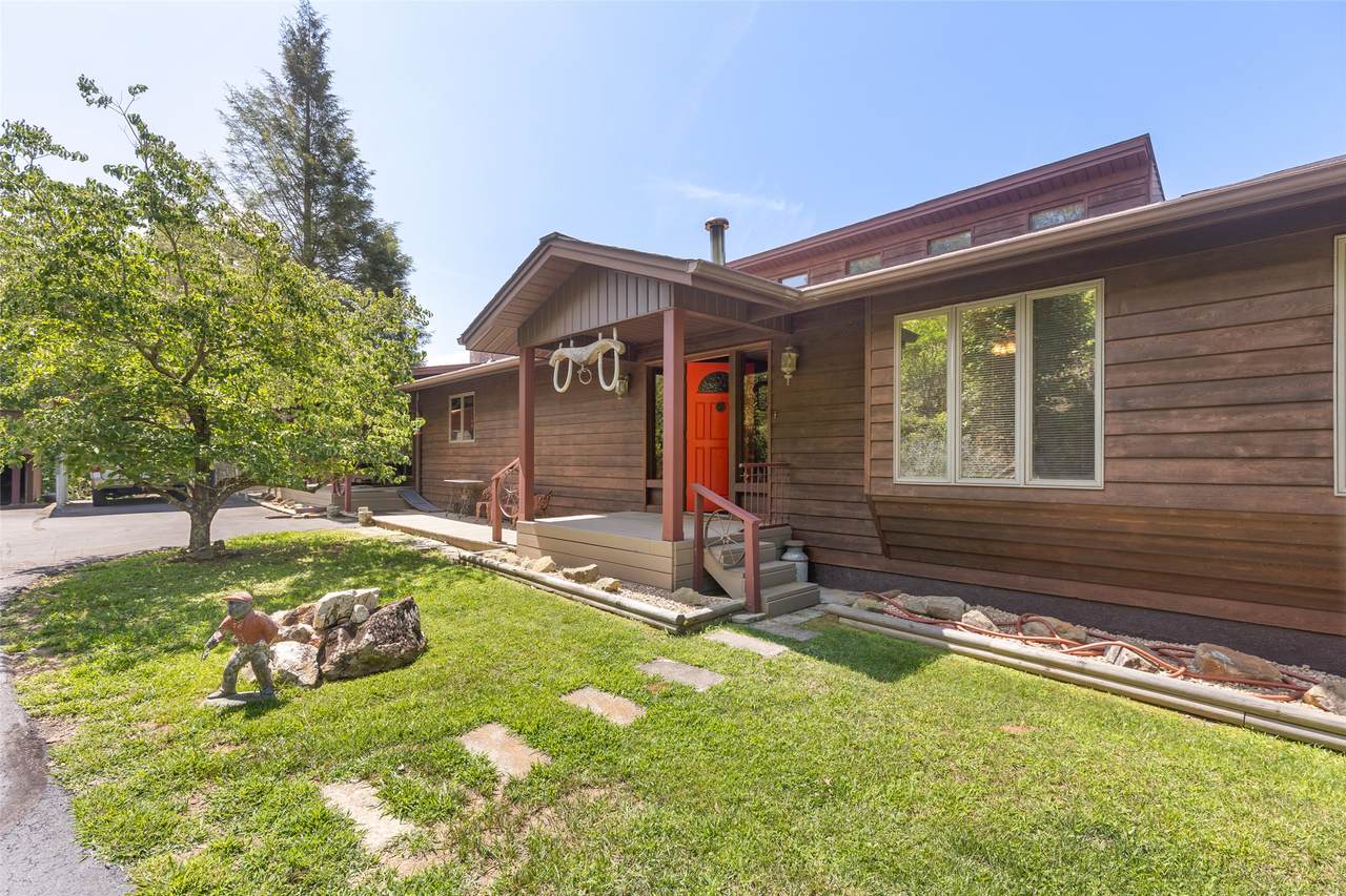 597 Chinquapin Mountain Road - Photo 1