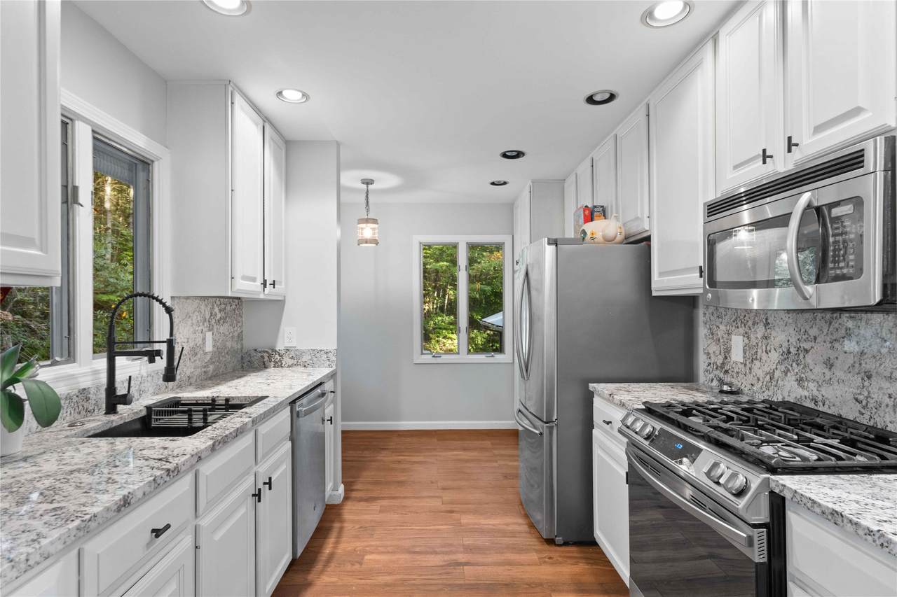 18 Horsepasture River Court - Photo 1