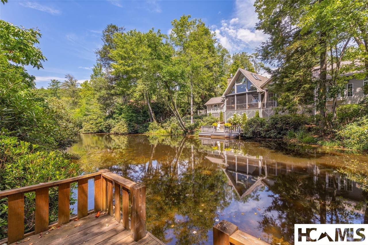 21 Crescent Trail - Photo 1