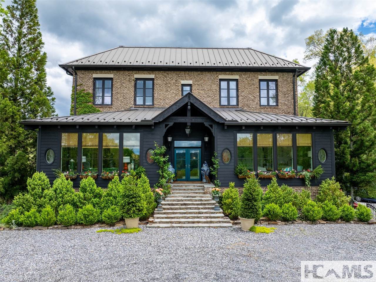 13084 Canada Road - Photo 1